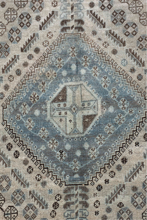 Antique Shiraz Area Rug (5' x 8')
