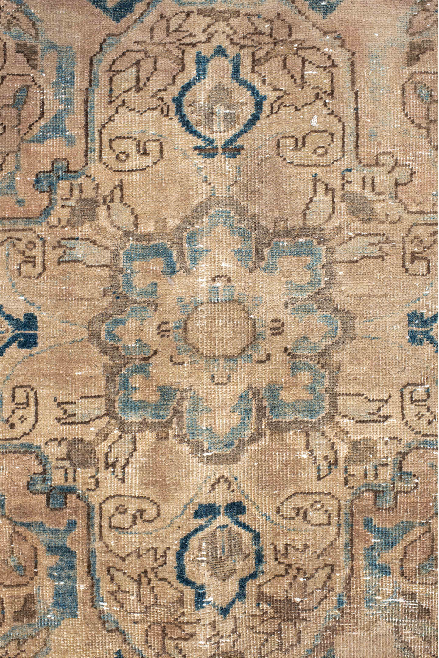 9' x 13' one-of-a-kind handmade vintage Heriz large size rug. Color palette: antiquewhite, bisque, brown, gray, light gray