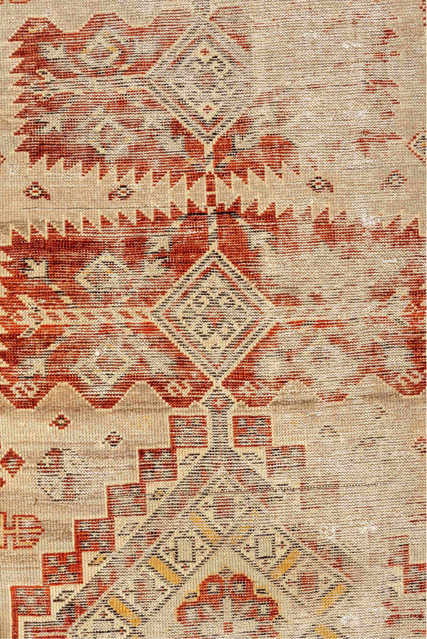 4' x 6' one-of-a-kind handmade vintage Shirvan small size rug. Color palette: bisque, blanched almond, brown, off-white