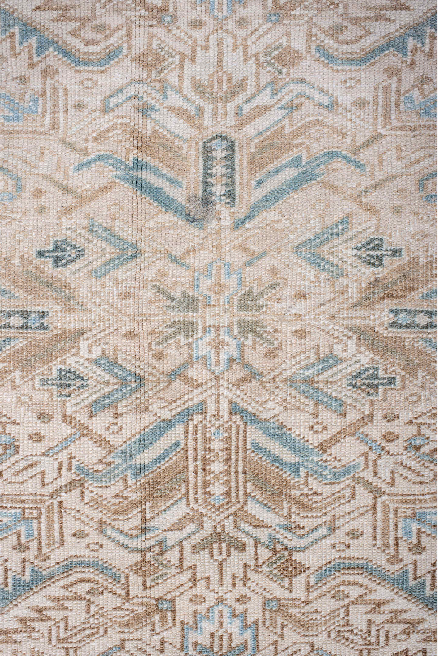 7' x 8' one-of-a-kind handmade vintage Heriz rug. Color palette: brown, dim gray, gainsboro, gray, light blue, light gray