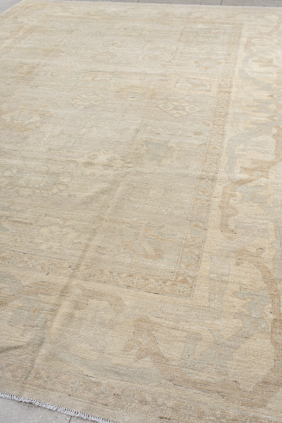 10' x 14' one-of-a-kind handmade vintage Oushak large size rug. Color palette: gray, light gray, off-white, orange, brown