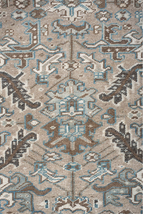 Antique Heriz Area Rug (6' x 7')