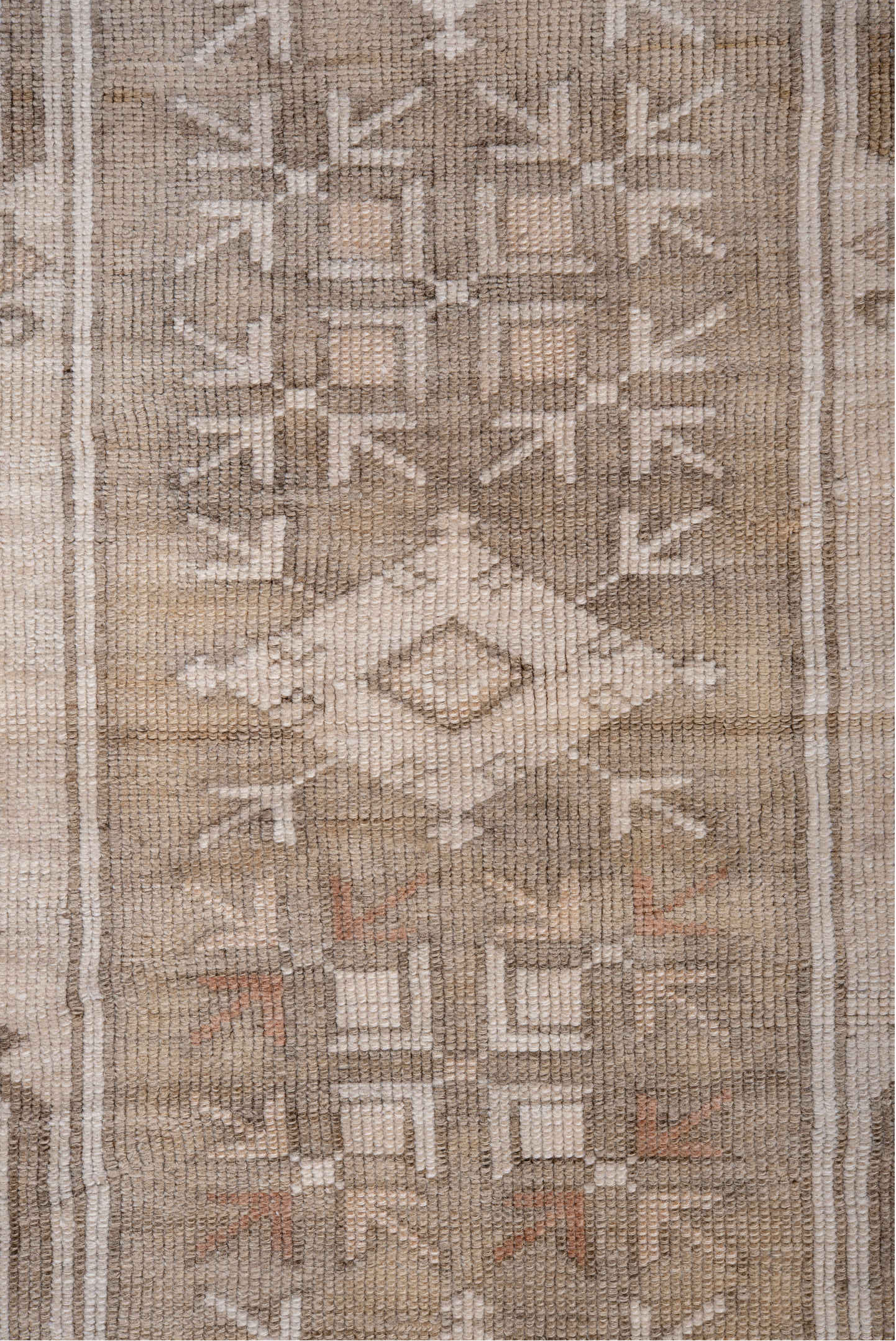 4' x 7' one-of-a-kind handmade vintage Oushak rug. Color palette: gray, light gray, off-white, pink, silver