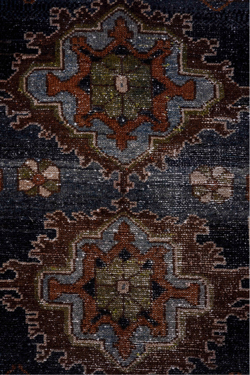 Antique Area Rug (4' x 7')