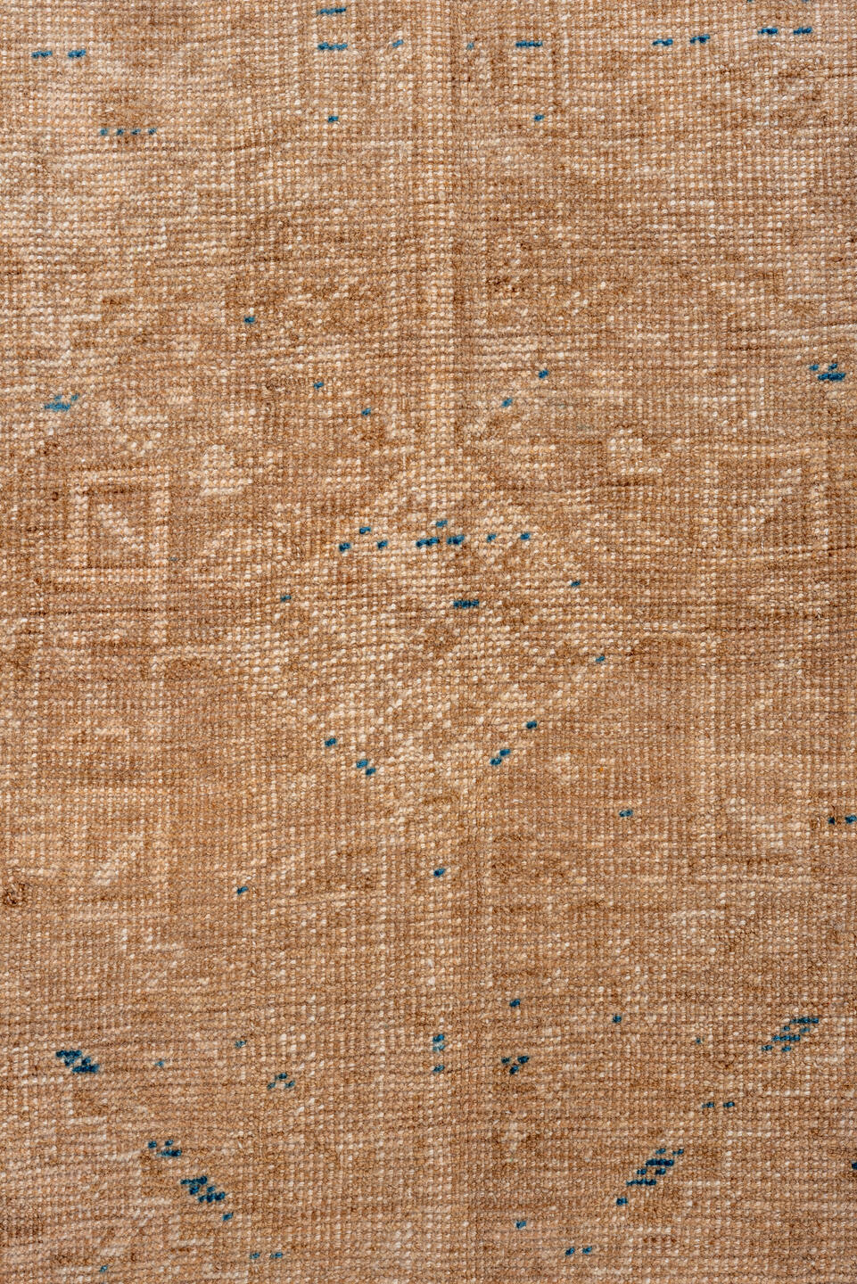 7' x 10' one-of-a-kind handmade vintage Shiraz large size rug. Color palette: antiquewhite, brown, gray, off-white, orange