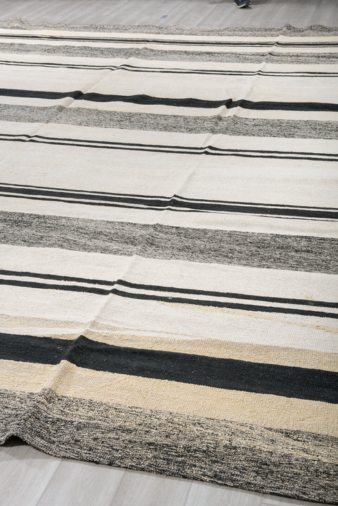 Vintage Kilim Area Rug (13' x 16')