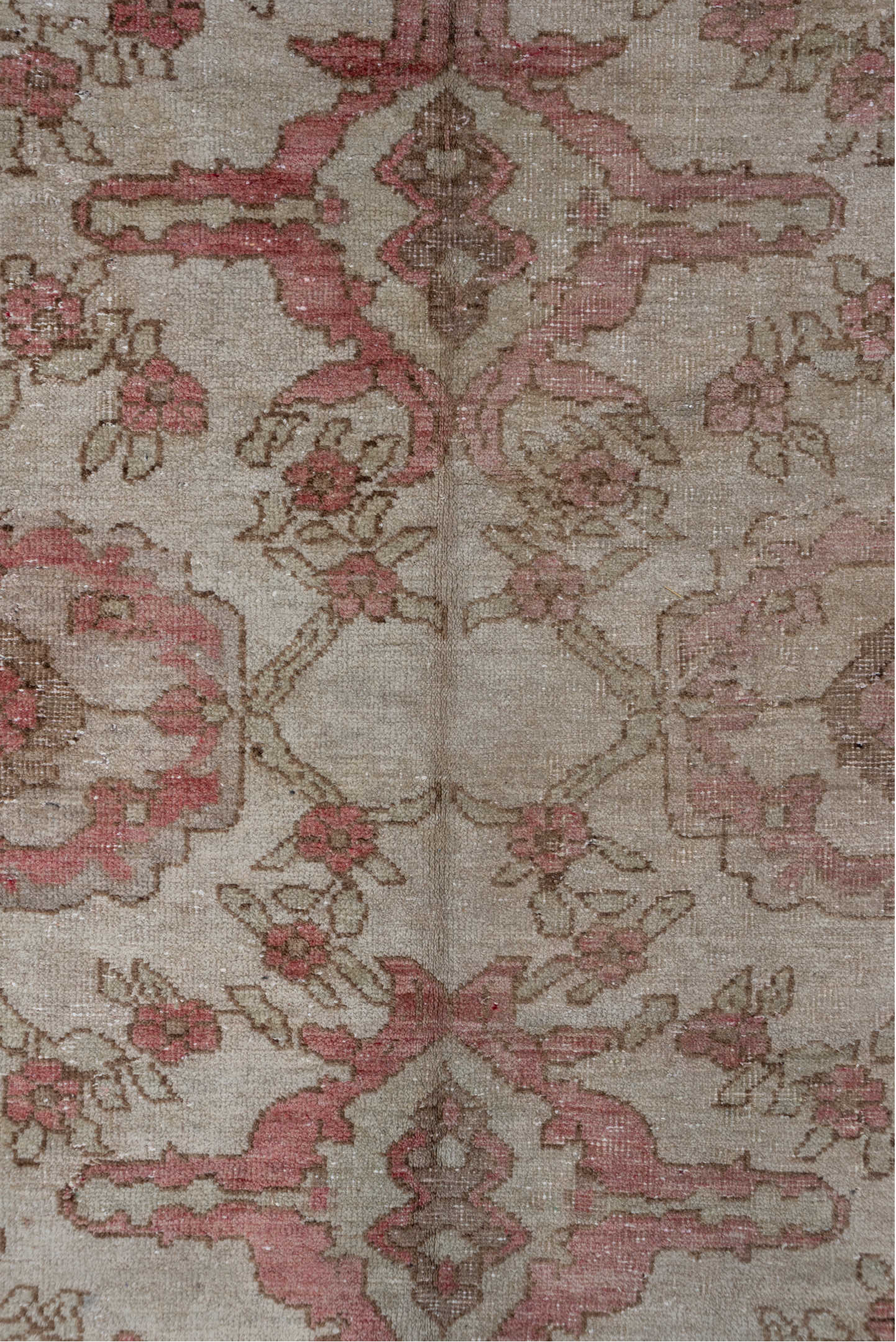 5' x 9' one-of-a-kind handmade vintage Oushak medium size rug. Color palette: brown, gray, off-white, pink, red