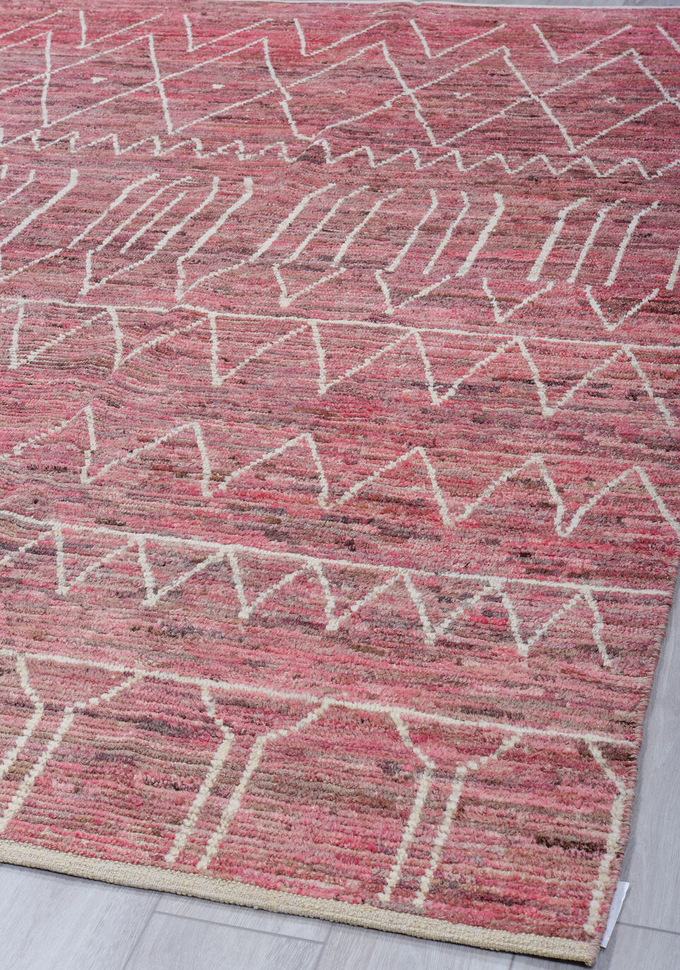 7' x 9' one-of-a-kind handmade vintage Tulu rug. Color palette: brown, gainsboro, ghost white, gray, lavender blush