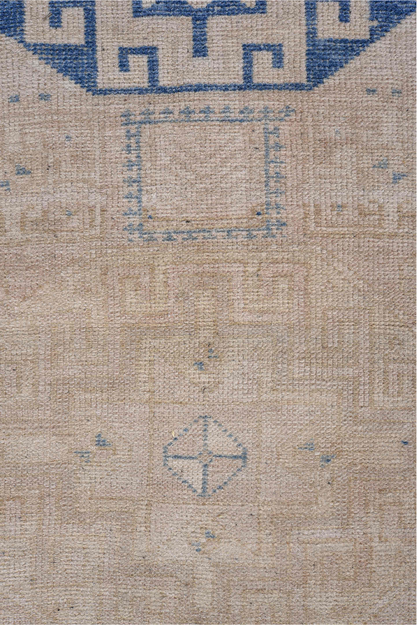 2' x 10' one-of-a-kind handmade vintage Sarab runner rug. Color palette: black, blue, gainsboro, gray, light gray, off-white