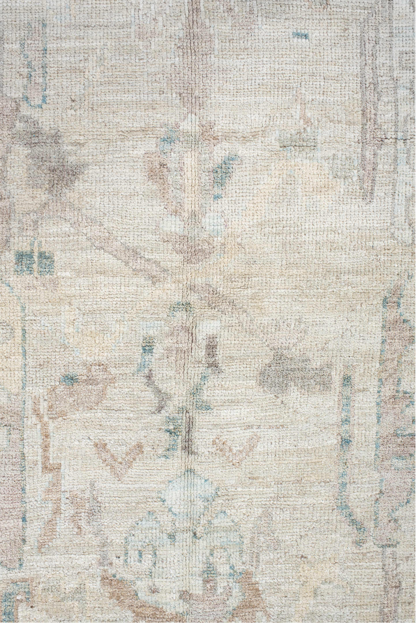 5' x 8' one-of-a-kind handmade vintage Oushak medium size rug. Color palette: off-white, gray, light gray, gainsboro