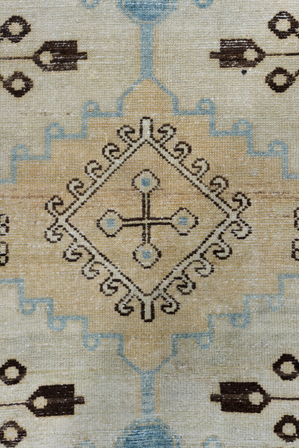 5' x 6' one-of-a-kind handmade vintage Baktiary rug. Color palette: gray, brown, off-white, light gray, blue, gainsboro