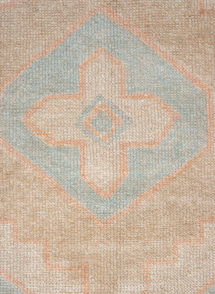 3' x 3' one-of-a-kind handmade vintage Oushak small size rug. Color palette: antiquewhite, brown, gray, light gray, linen