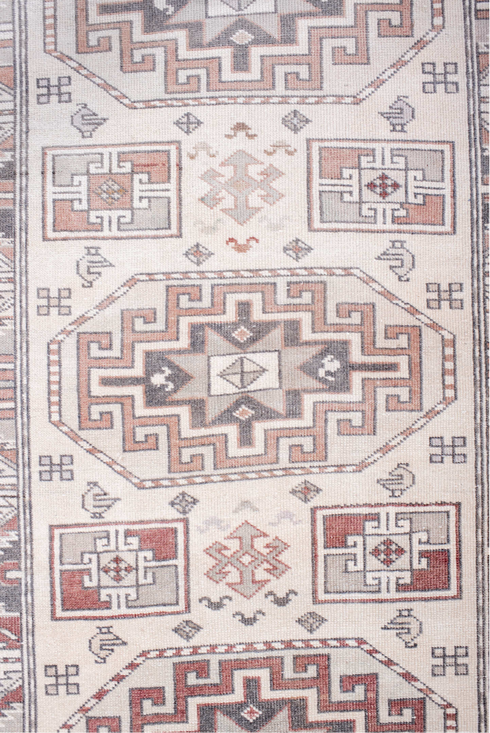 Antique Sivas Runner Rug (2' x 11')