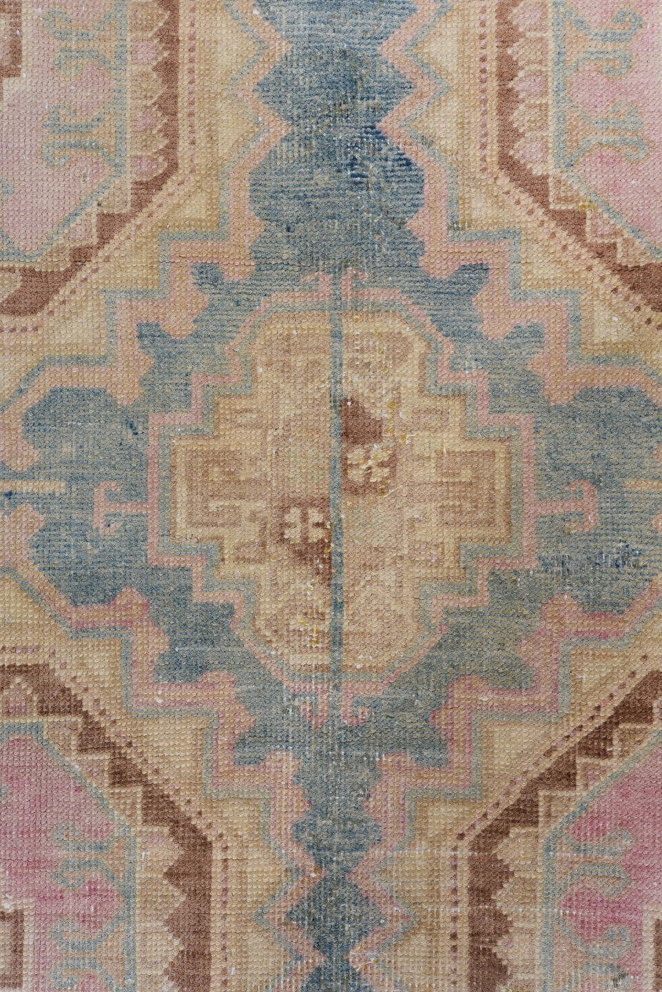 4' x 9' one-of-a-kind handmade vintage Sarab runner rug. Color palette: brown, gray, light gray, off-white, pink, redwood