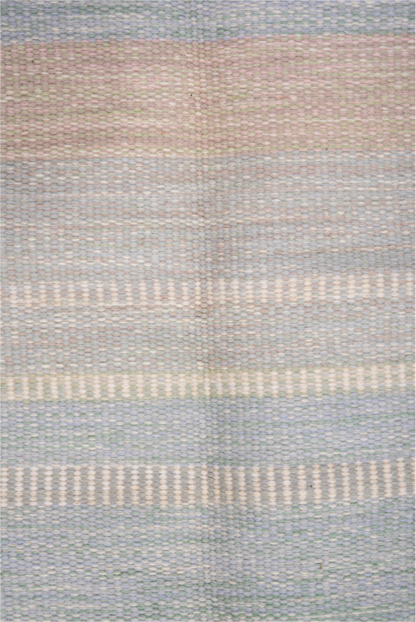 5' x 7' one-of-a-kind handmade vintage Rollaken rug. Color palette: dark gray, gainsboro, gray, light gray, off-white, pink