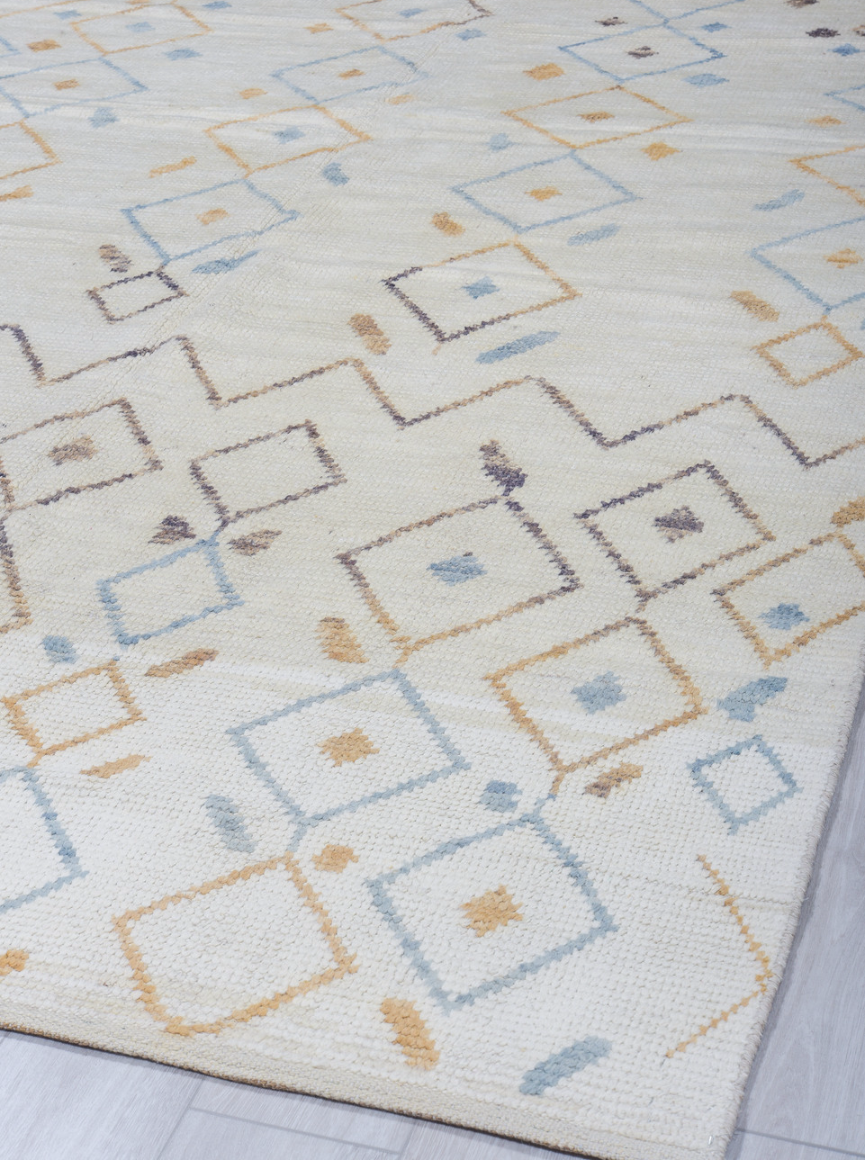 6' x 10' one-of-a-kind handmade vintage Tulu large size rug. Color palette: brown, gainsboro, gray, light blue, light gray