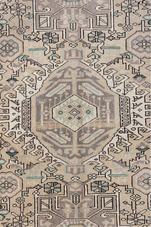 Vintage Karaje Area Rug (5' x 6')