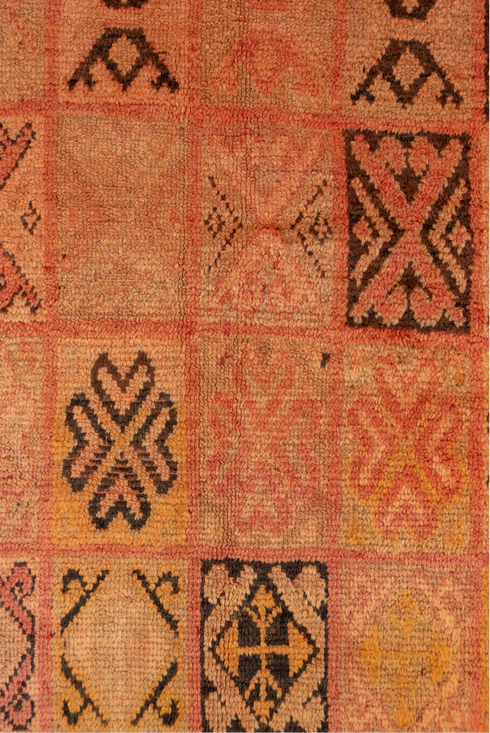 Vintage Moroccan Area Rug (4' x 7')