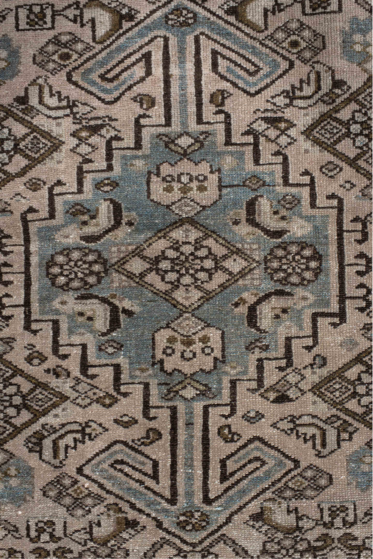 4' x 6' one-of-a-kind handmade vintage Heriz small size rug. Color palette: black, brown, charcoal, dark gray, gray