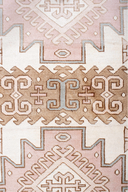 Vintage Anatol Area Rug (4' x 5')