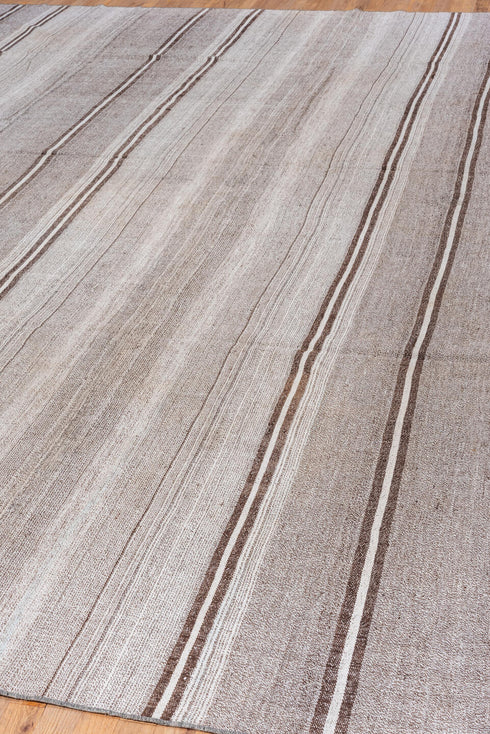 Antique Flatweave Area Rug (8' x 13')