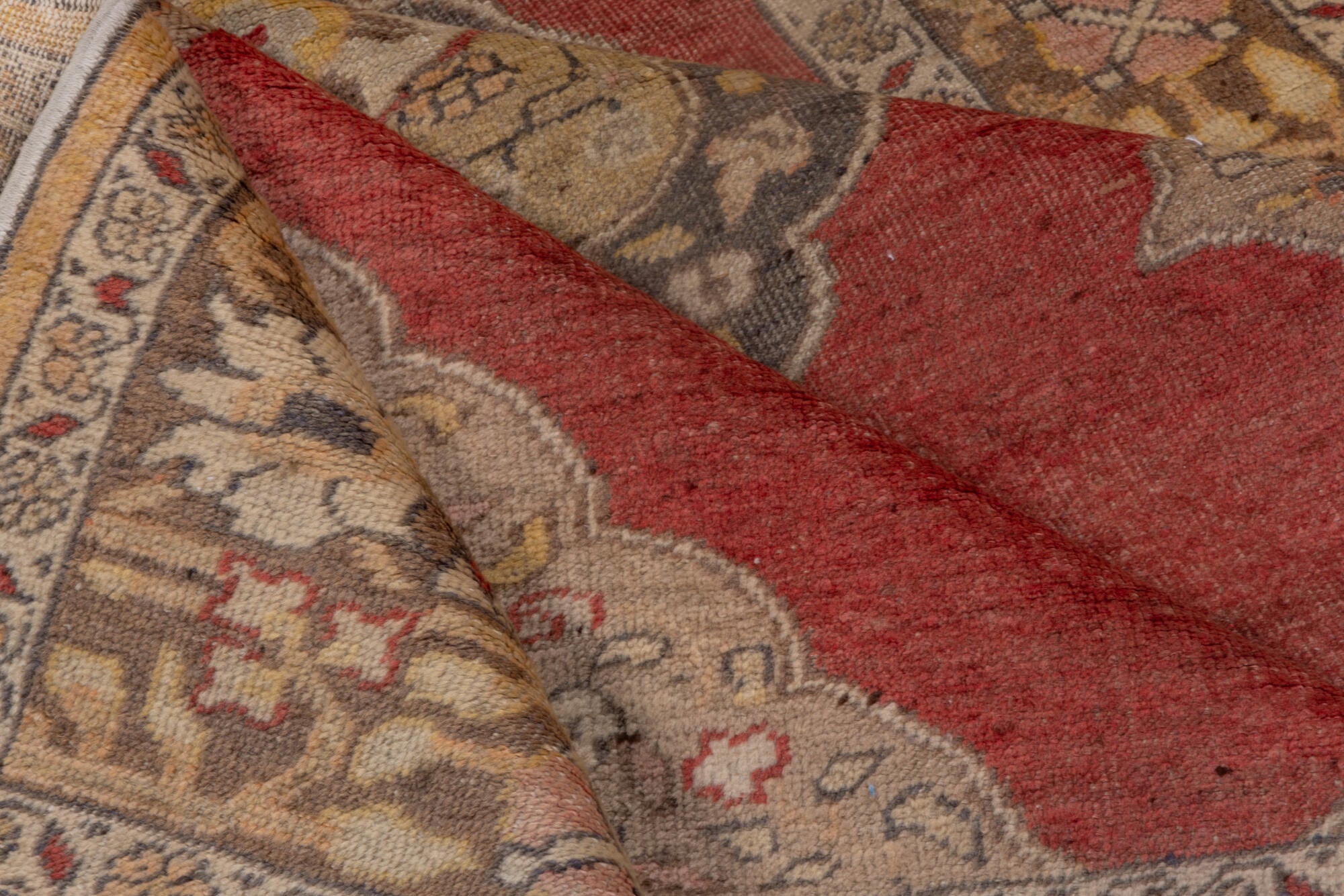 4' x 6' one-of-a-kind handmade vintage Oushak small size rug. Color palette: brown, burlywood, gray, light gray, off-white