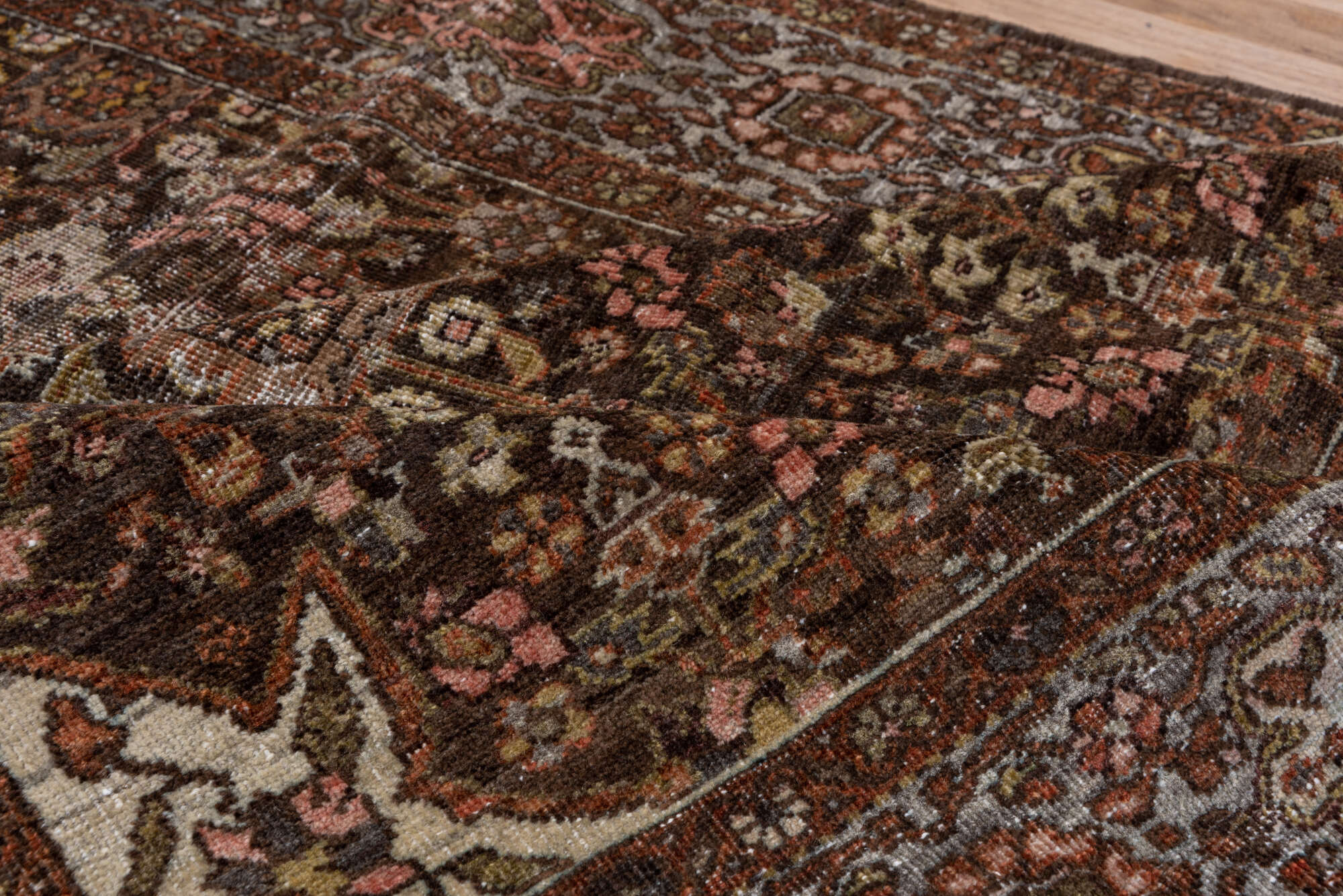4' x 6' one-of-a-kind handmade vintage Far.Sarouk small size rug. Color palette: brown, gray, light gray, off-white, pink