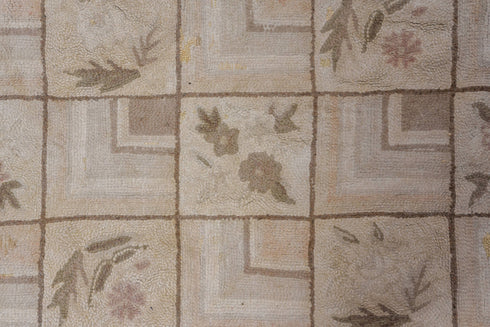 Antique Hooked Area Rug (9' x 13')