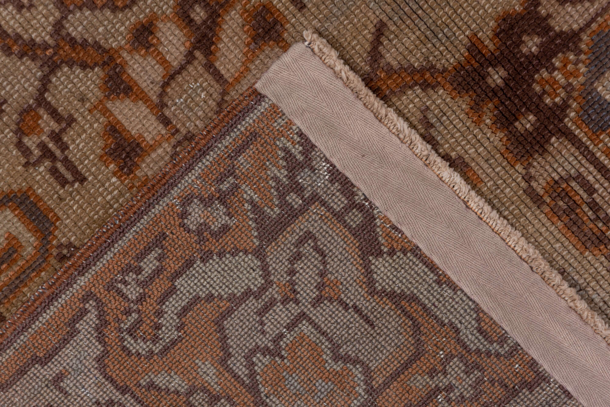 6' x 9' one-of-a-kind handmade vintage Sivas medium size rug. Color palette: brown, gray, pink, redwood