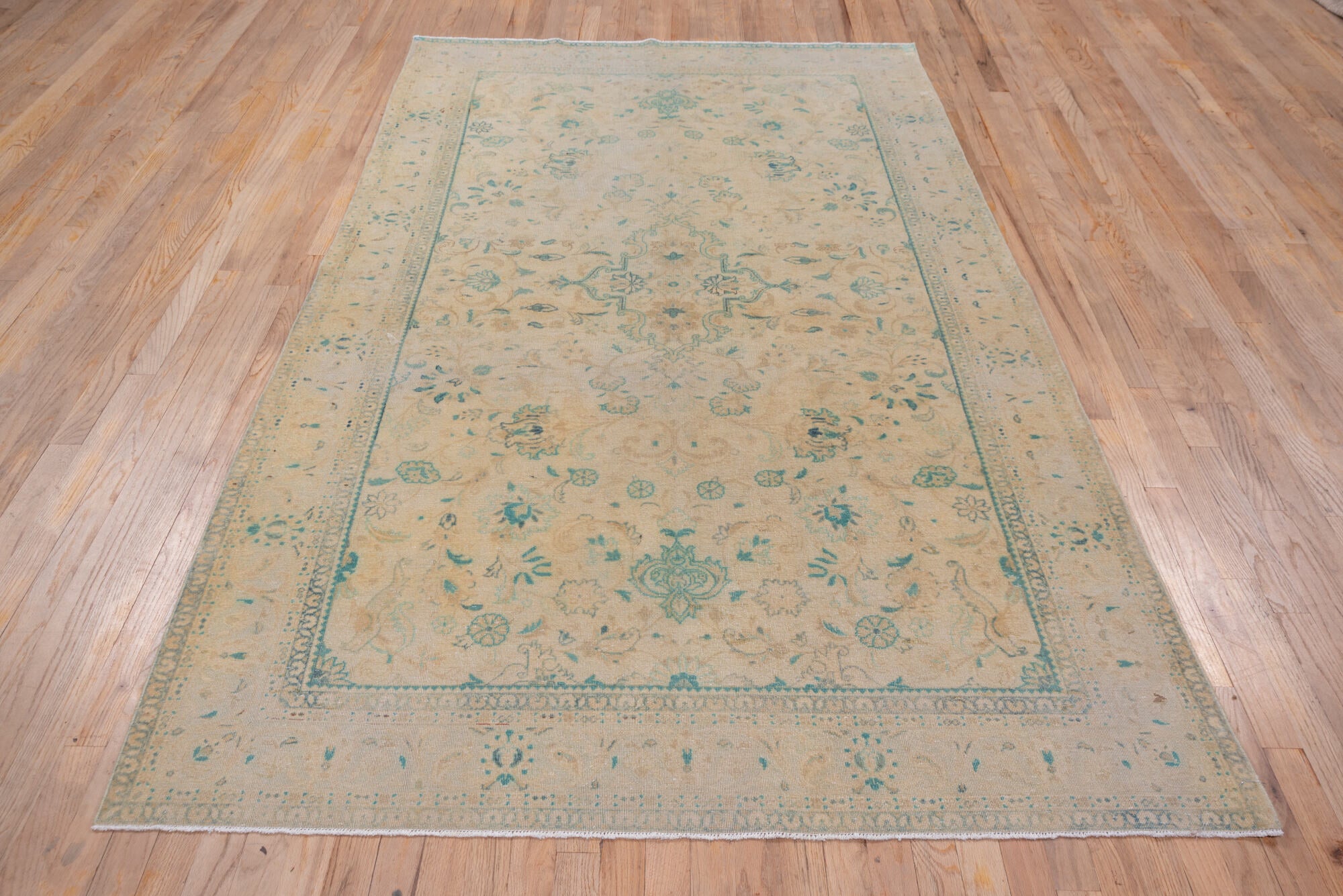5' x 8' one-of-a-kind handmade vintage Sivas medium size rug. Color palette: brown, gray, off-white, seashell, snow