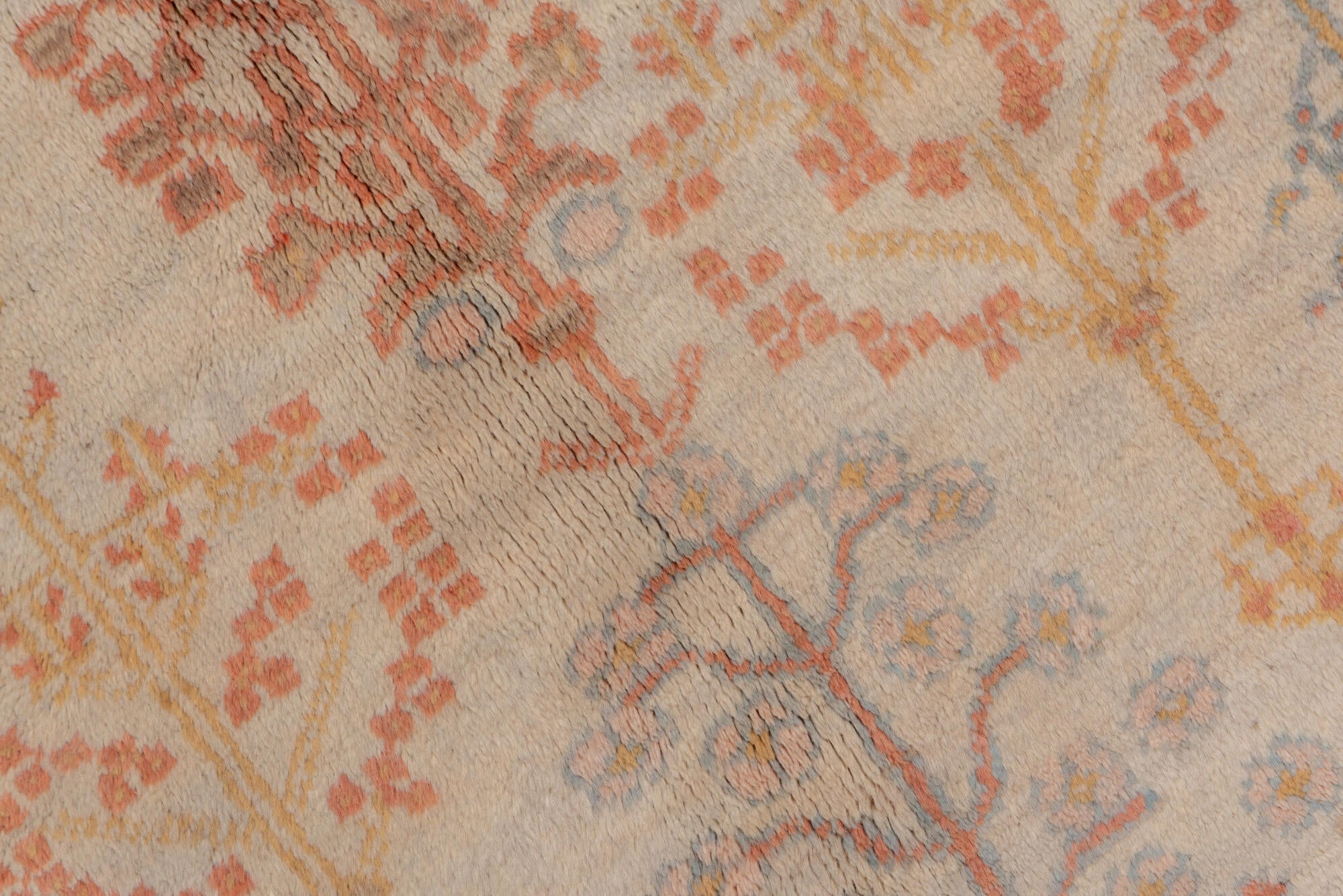 4' x 9' one-of-a-kind handmade vintage Sultanabad rug. Color palette: brown, gray, light gray, off-white, orange, pink