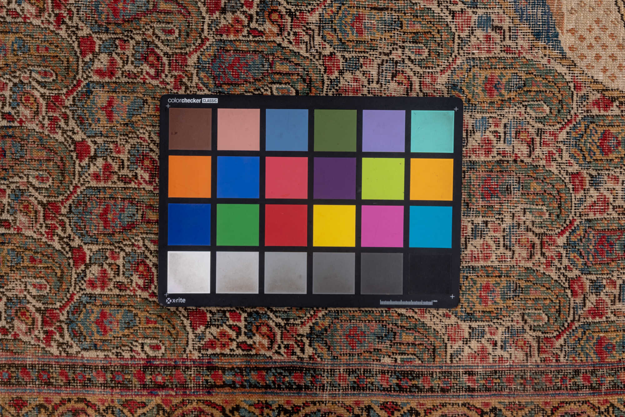 3' x 5' one-of-a-kind handmade vintage Lavar small size rug. Color palette: brown, gray, pink, red