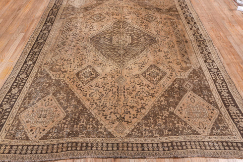 Antique Shiraz Area Rug (6' x 9')