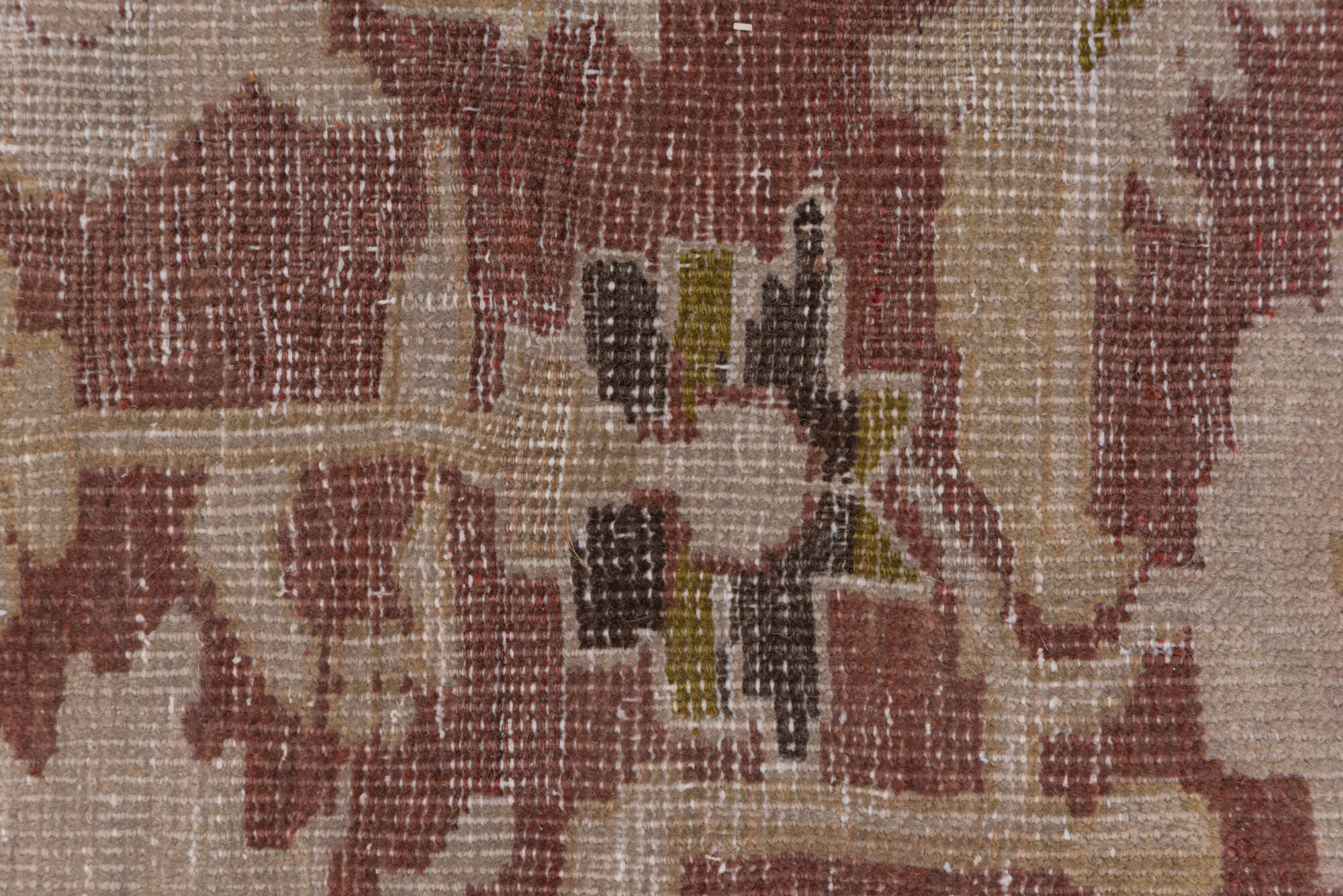 10' x 14' one-of-a-kind handmade vintage Sultanabad large size rug. Color palette: brown, gray, pink, red, redwood