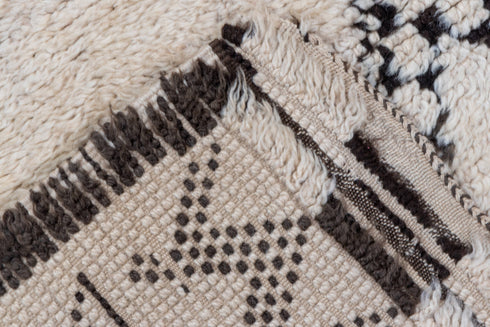 Vintage Moroccan Area Rug (5' x 11')