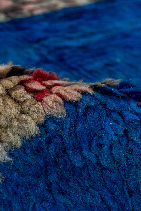 Vintage Moroccan Area Rug (4' x 6')