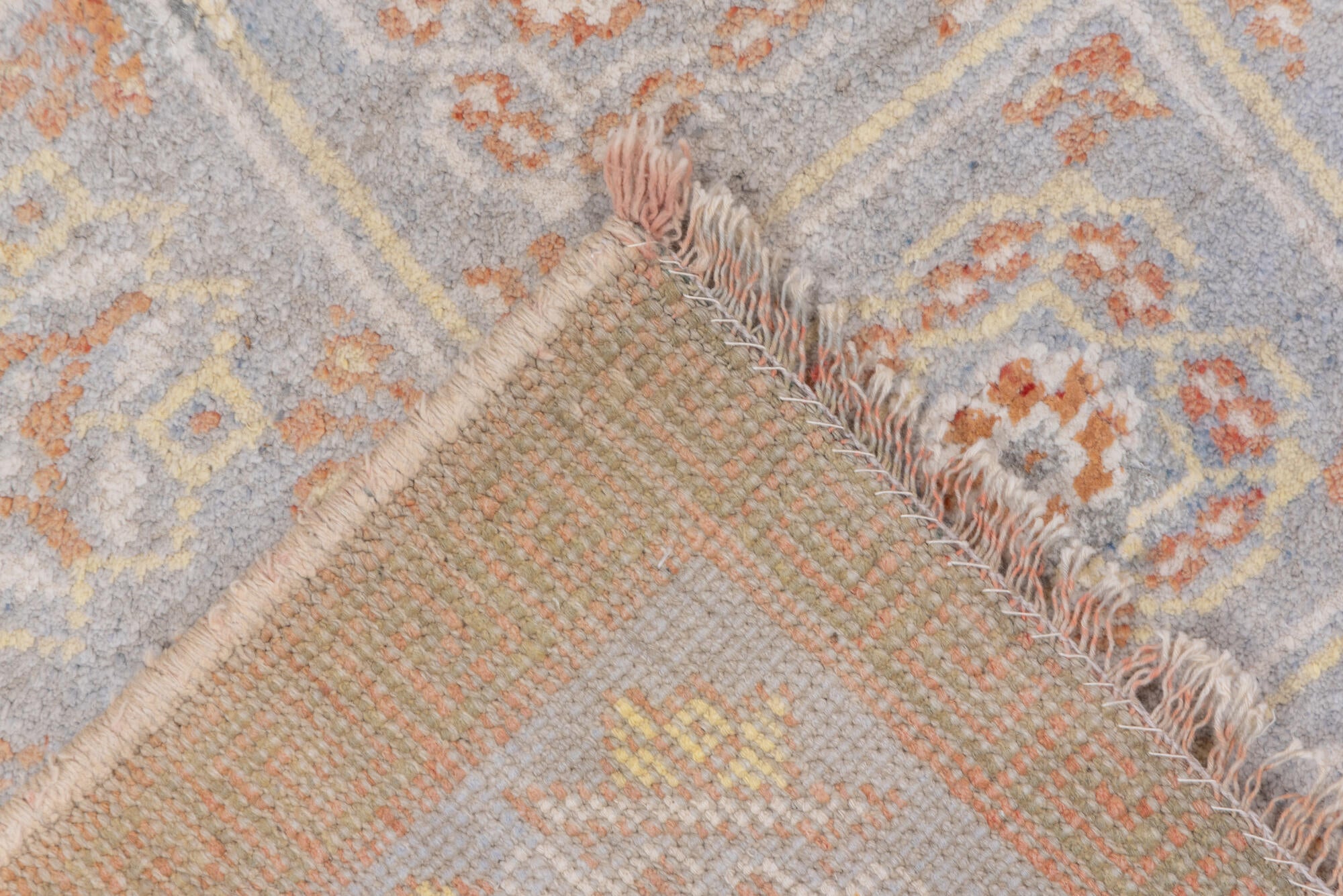 4' x 6' one-of-a-kind handmade vintage Cotton Agra small size rug. Color palette: brown, gainsboro, gray, light gray
