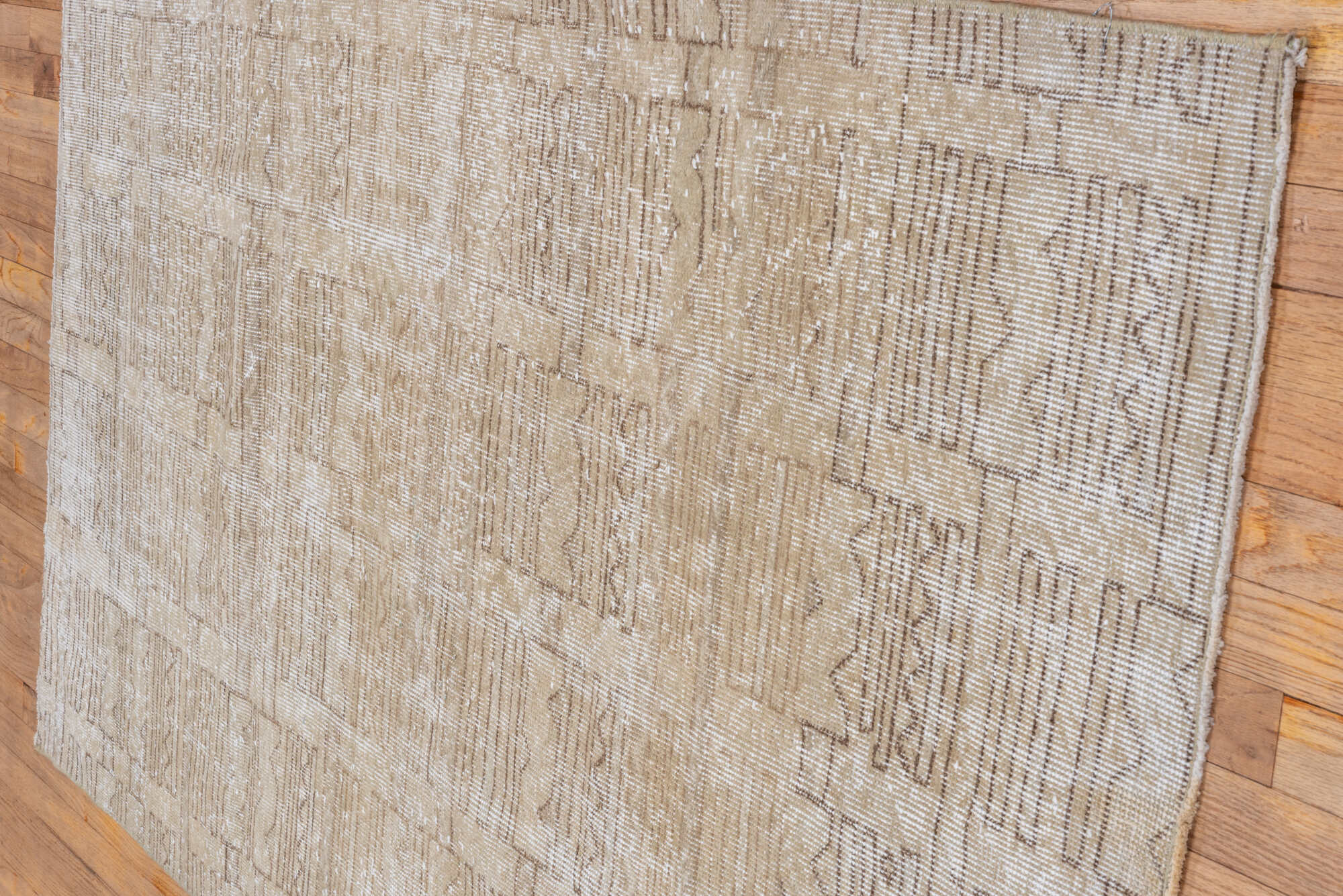 3' x 6' one-of-a-kind handmade vintage Oushak small size rug. Color palette: dim gray, gainsboro, gray, light gray