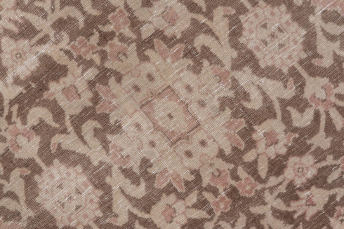 Vintage Hereke Area Rug (6' x 9')