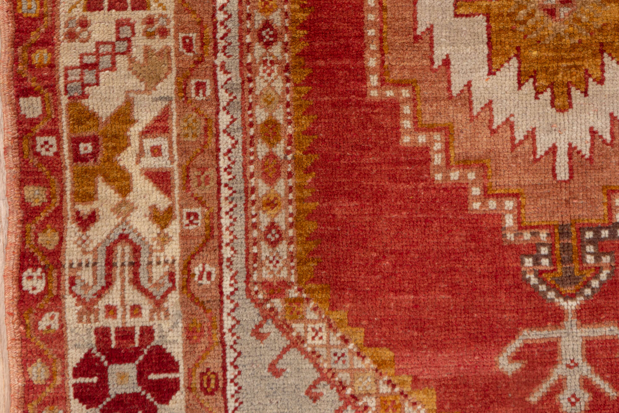 3' x 5' one-of-a-kind handmade vintage Oushak small size rug. Color palette: brown, chocolate, dark red, orange, pink, red
