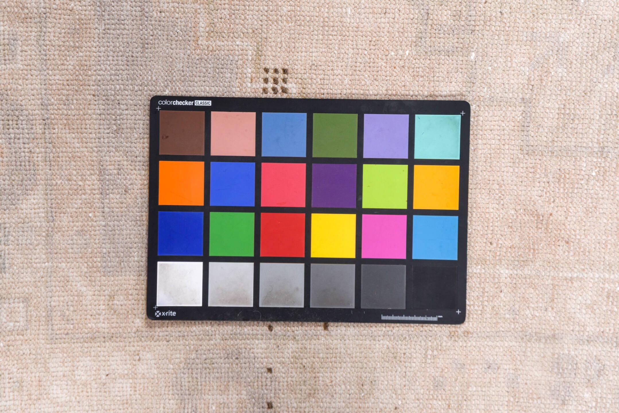 3' x 6' one-of-a-kind handmade vintage Oushak small size rug. Color palette: off-white, light gray, gray, pink, brown, white