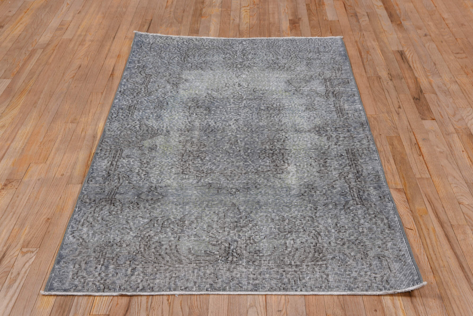 3' x 6' one-of-a-kind handmade vintage Oushak small size rug. Color palette: dark gray, dim gray, gainsboro, gray