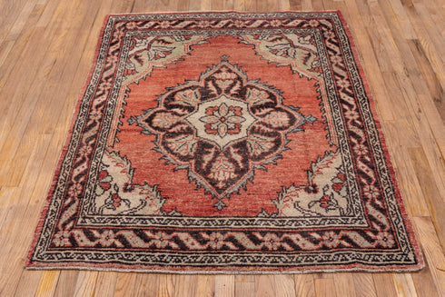 Vintage Oushak Area Rug (4' x 5')