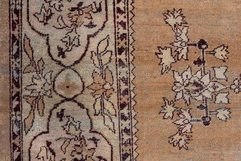 Antique Amritzar Area Rug (8' x 11')