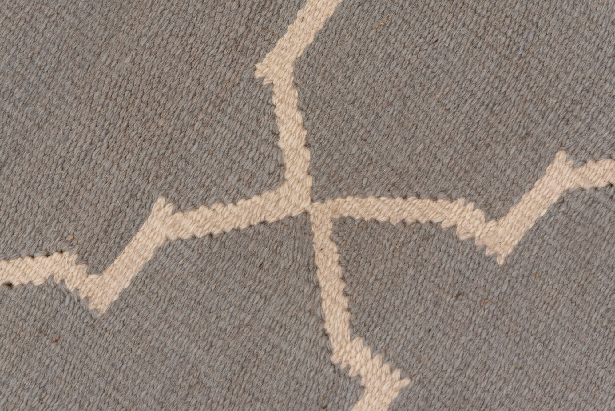 9' x 13' one-of-a-kind handmade vintage Kilim large size rug. Color palette: dark gray, gray, light gray, off-white, pink