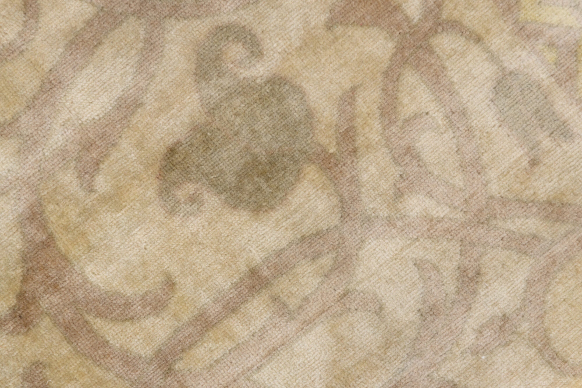 6' x 7' one-of-a-kind handmade vintage Sivas rug. Color palette: brown, burlywood, gainsboro, gray, light gray, off-white