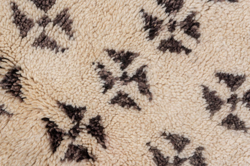 Vintage Moroccan Area Rug (5' x 8')