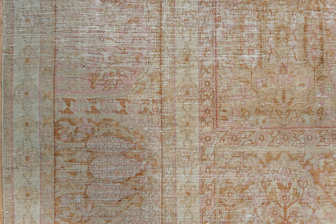 Antique Kaisary Area Rug (7' x 10')