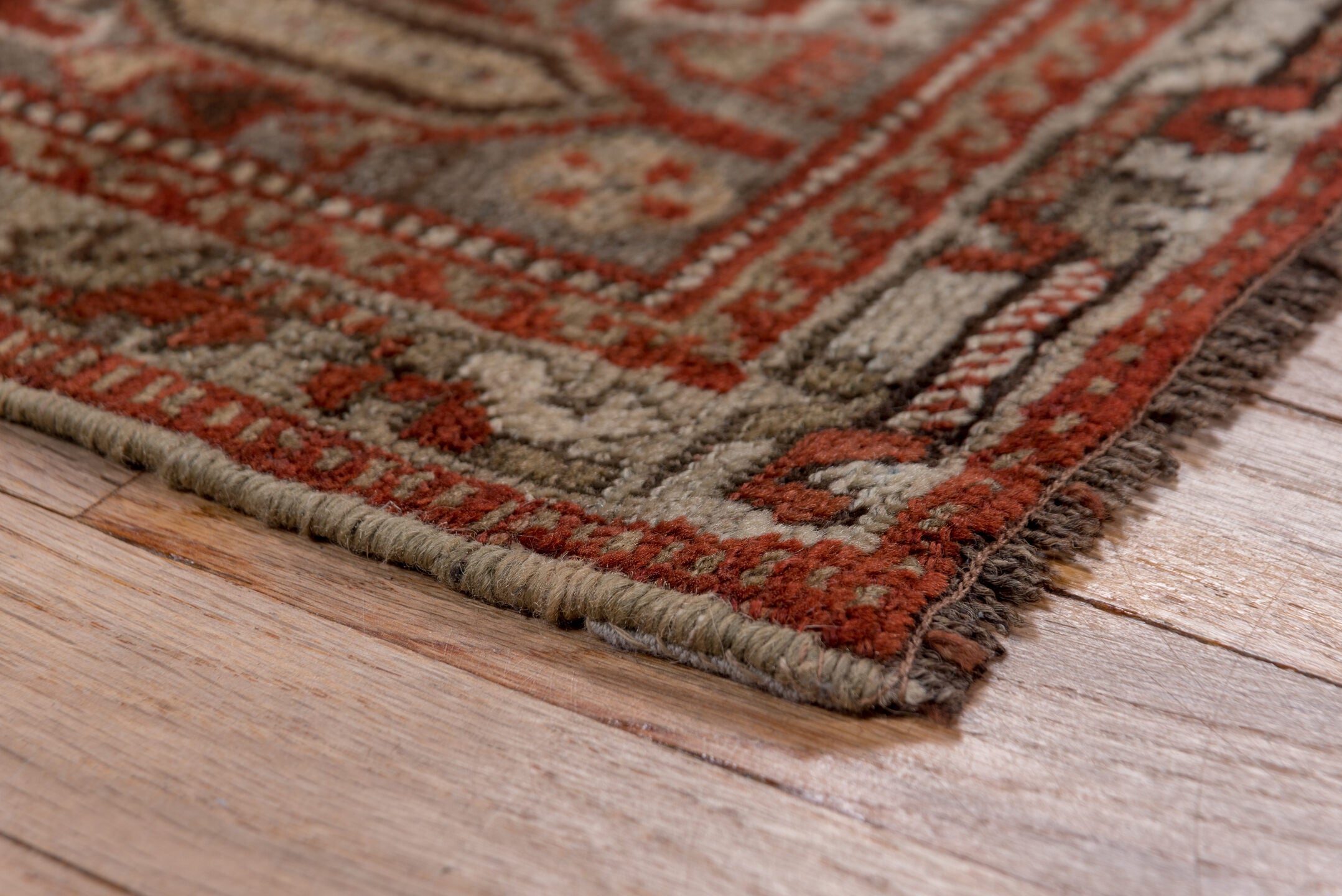 4' x 5' one-of-a-kind handmade vintage Shiraz small size rug. Color palette: gray, pink, brown