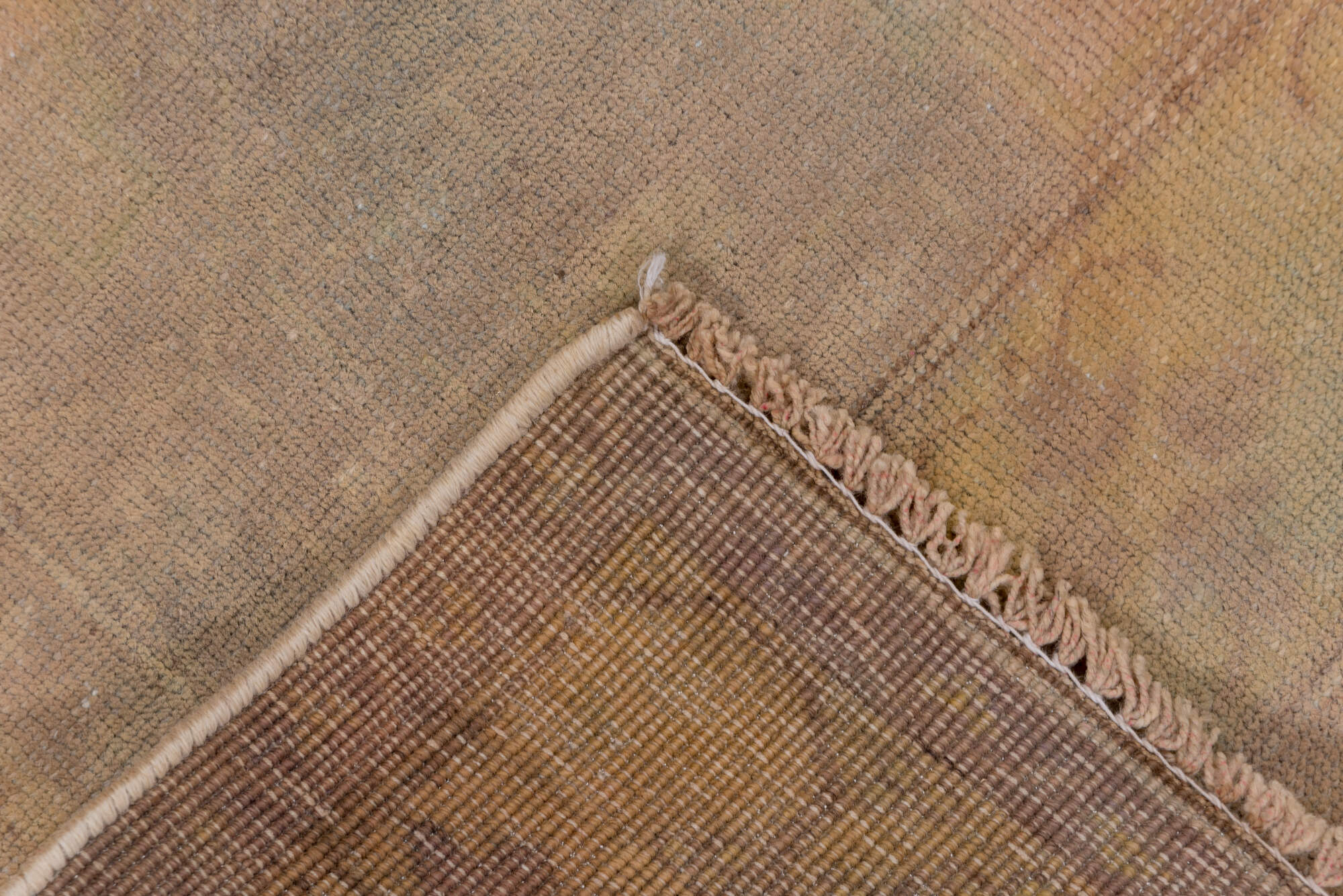 3' x 6' one-of-a-kind handmade vintage Sarab small size rug. Color palette: brown, gray, light gray, off-white, orange, pink